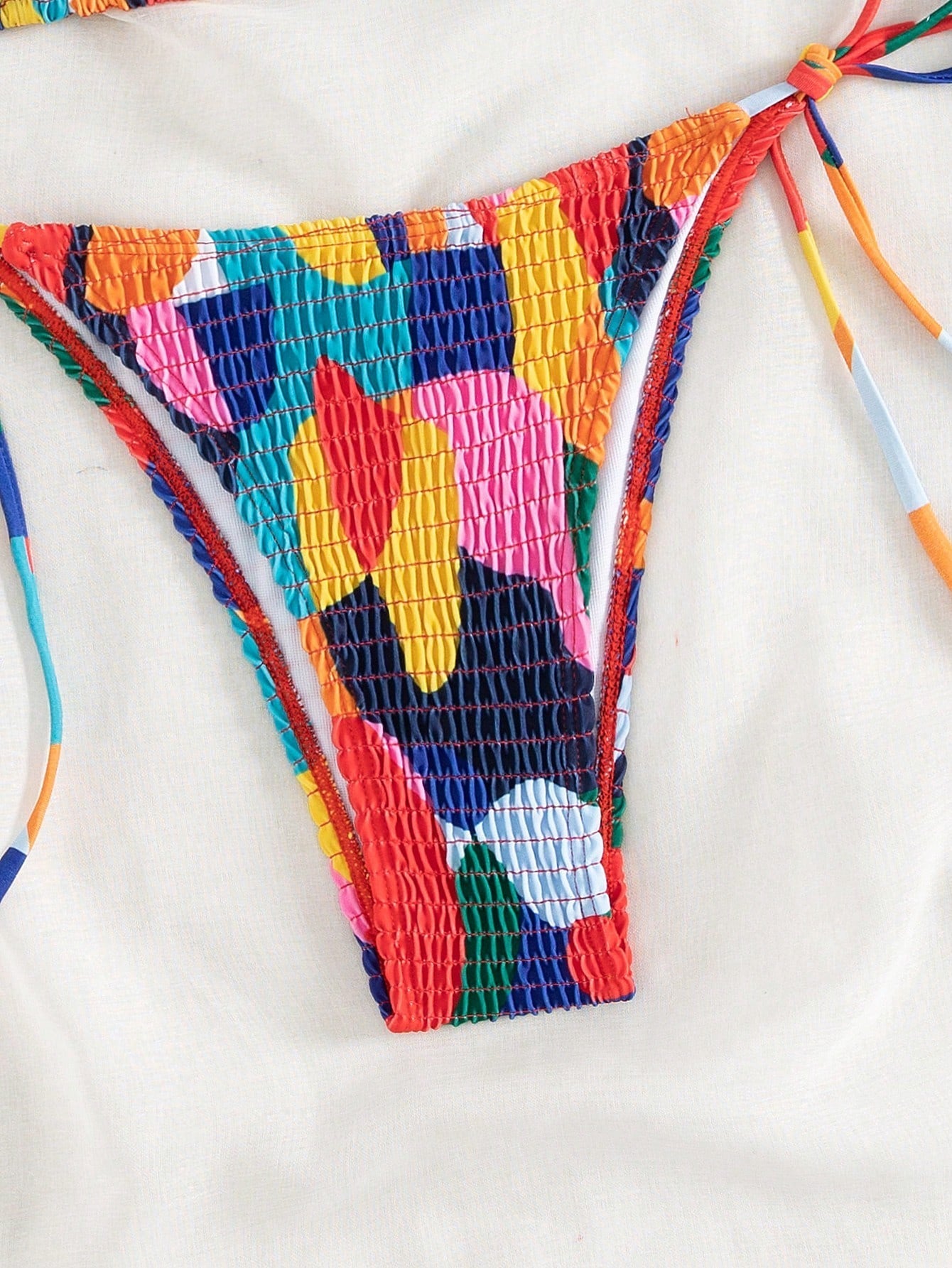 Biquíni Triângulo Multicolorido com Detalhe Franzido